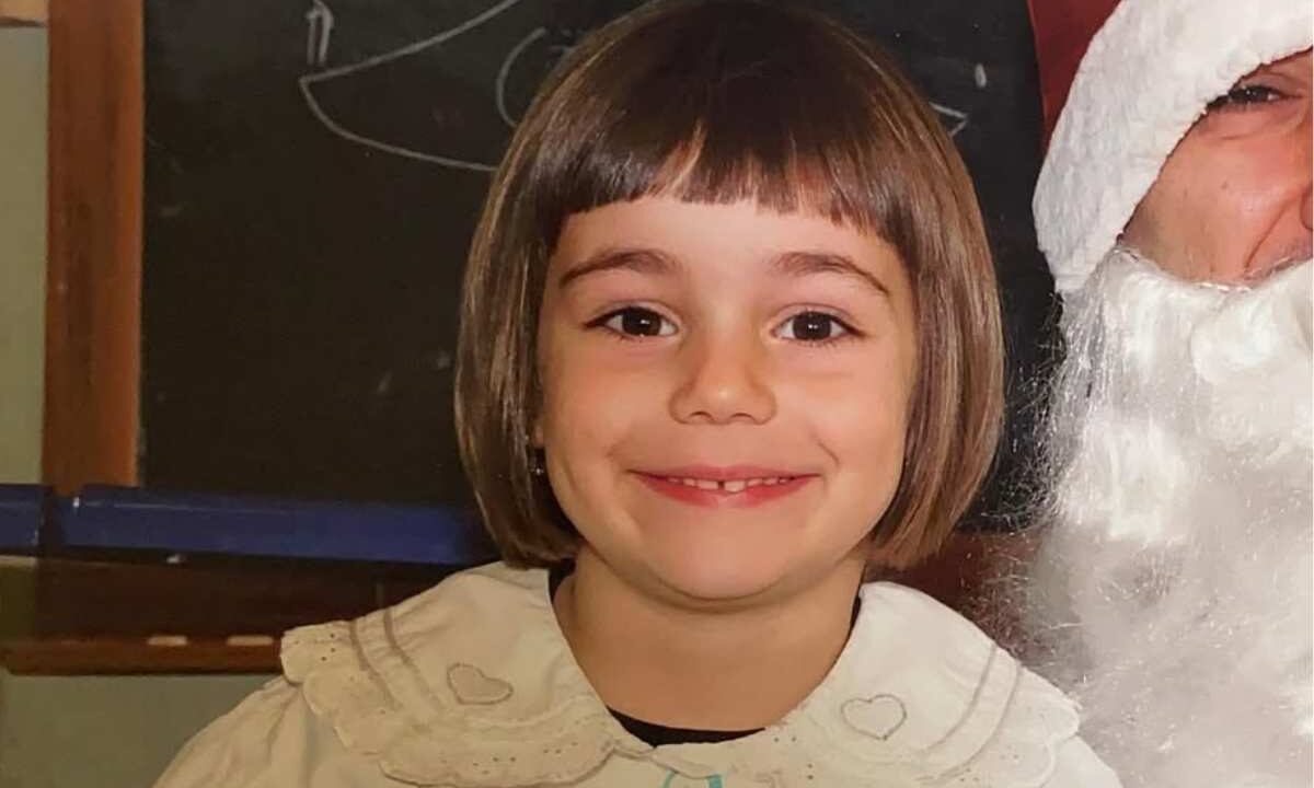irriconoscibile da bambina