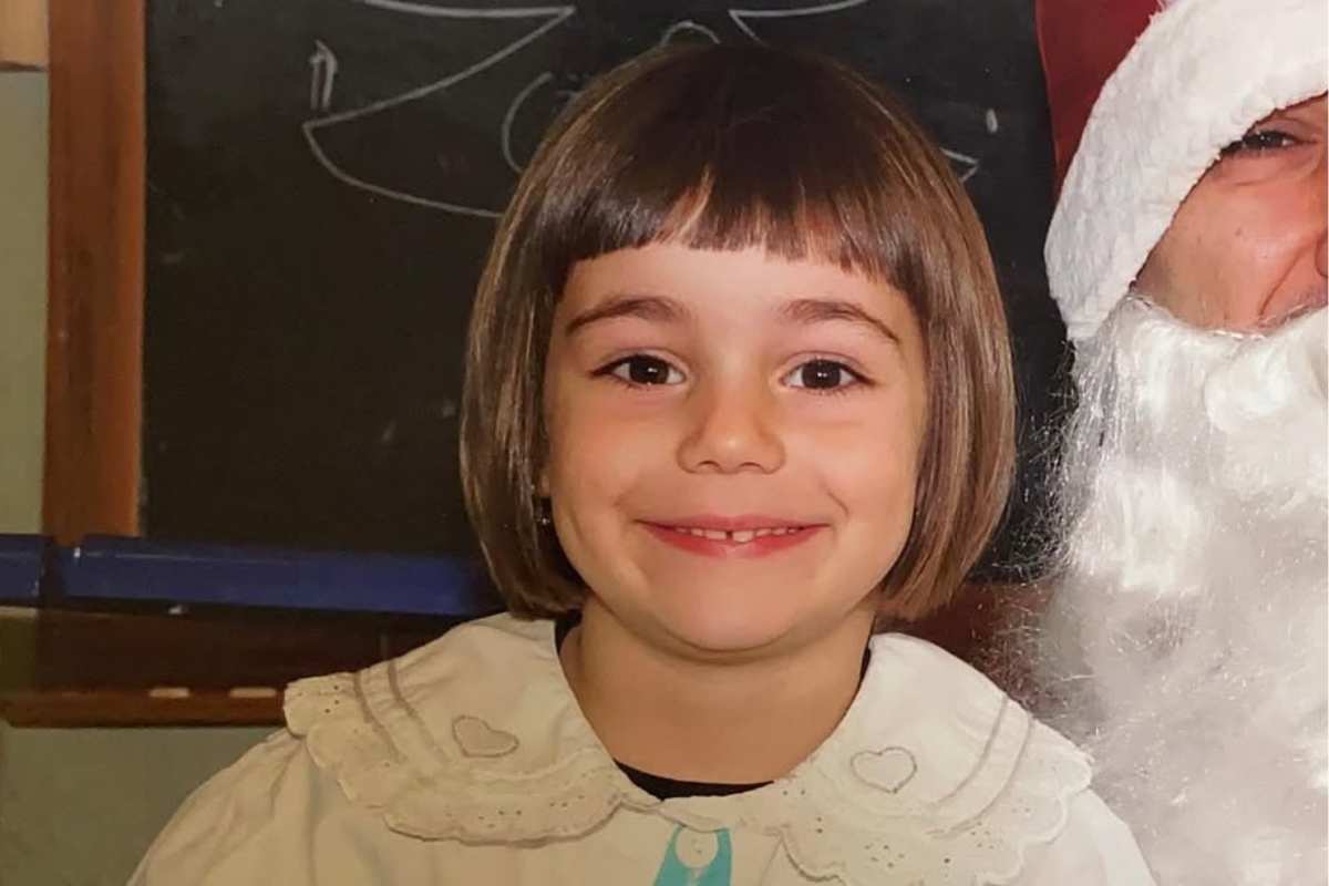 irriconoscibile da bambina