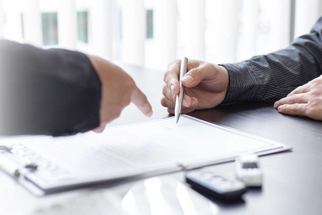Leggere contratto vendita auto usata