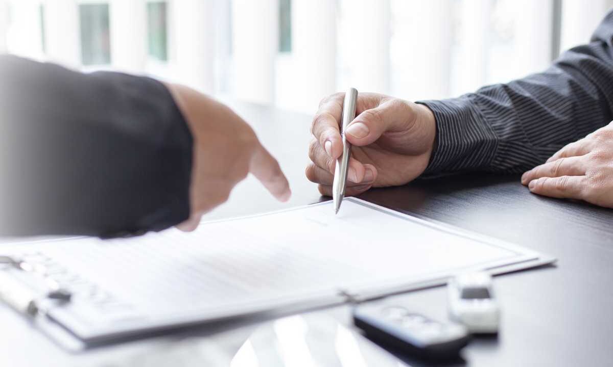 Leggere contratto vendita auto usata