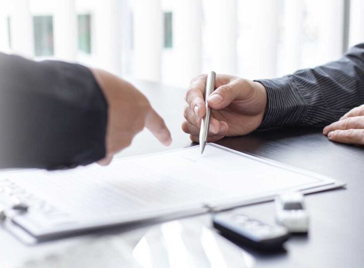Leggere contratto vendita auto usata