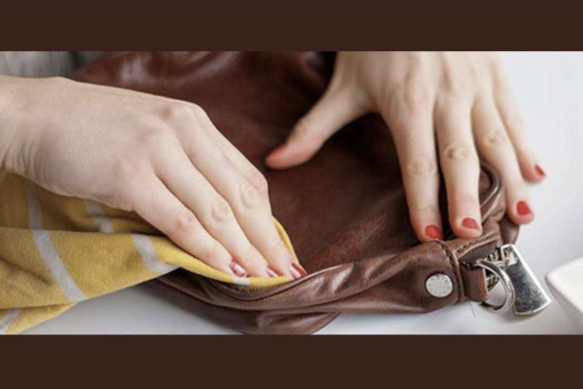 Borsa pelle donna La pelle, essendo un materiale naturale, richiede attenzioni specifiche per mantenere inalterata la sua bellezza e funzionalità.