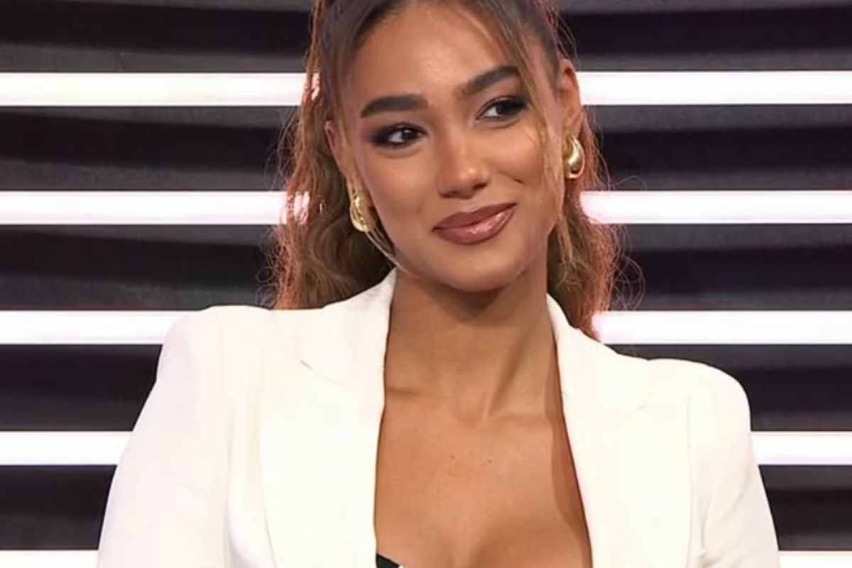 claudia gerini samira lui claudia gerini commenta samira lui