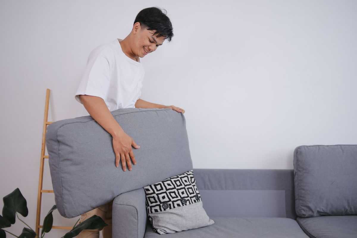 come pulire i cuscini